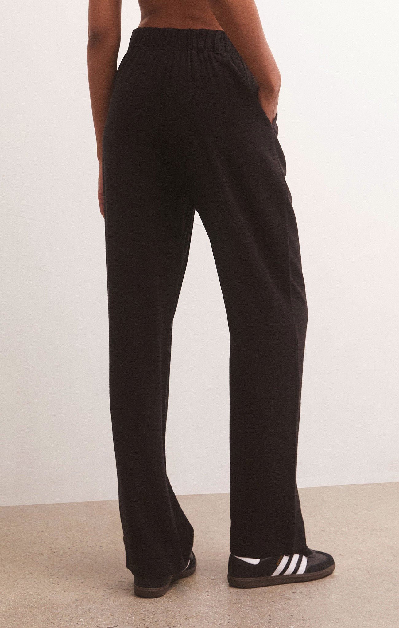 Farrah Pant in Black